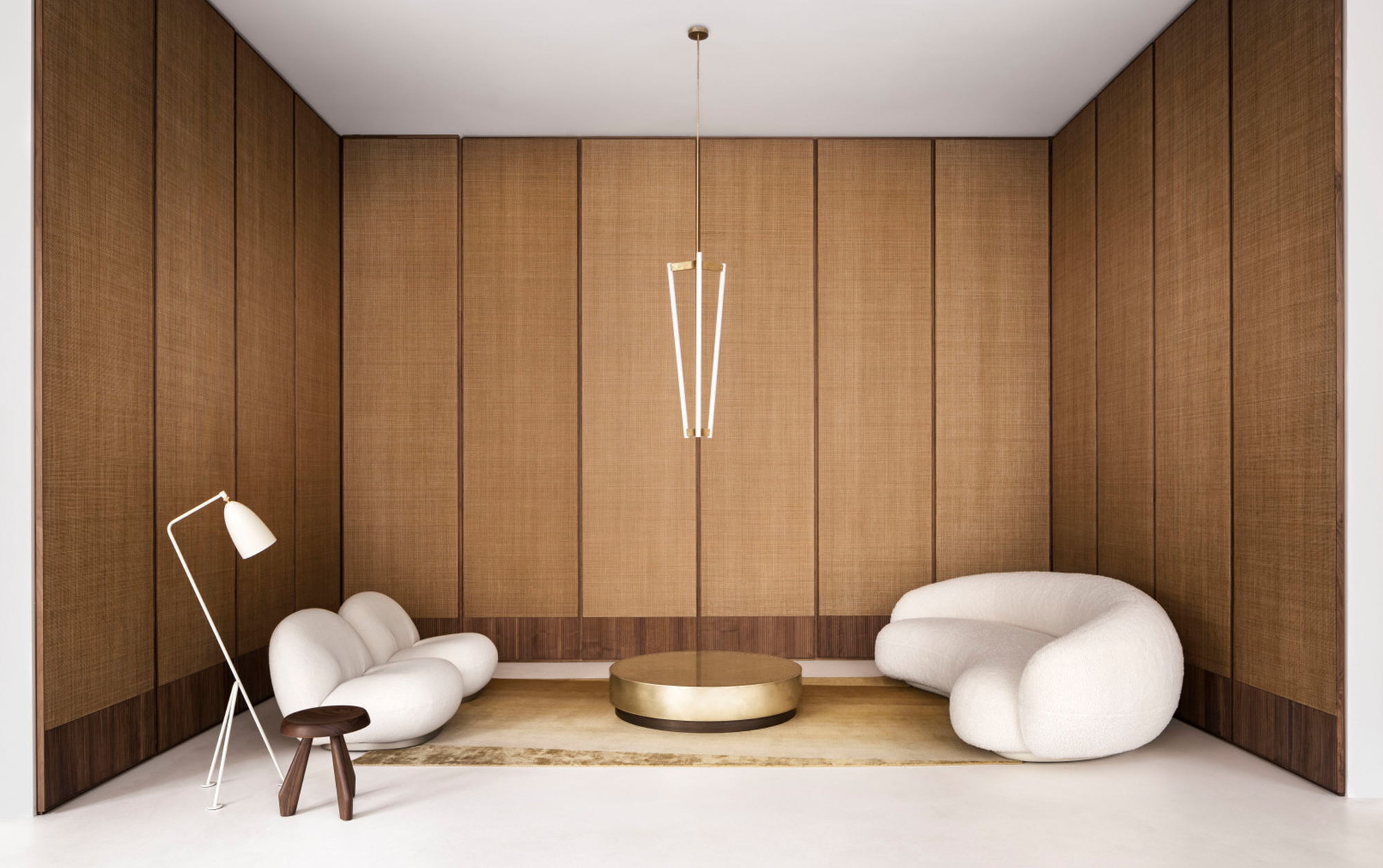 Quincoces-Drago_Showroom-Spotti_Alberto-Strada_cover